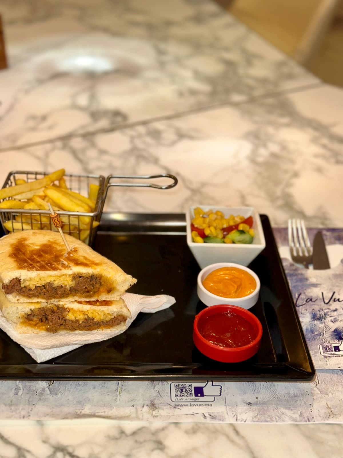 Viande Hachee, Fromage